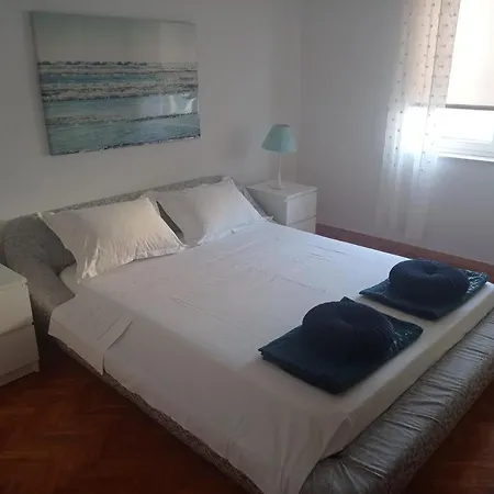 Apartment Lara Trogir Exterior photo