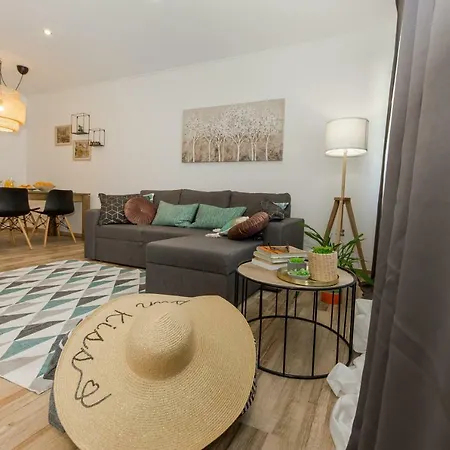 Apartment Lara Trogir Exterior photo