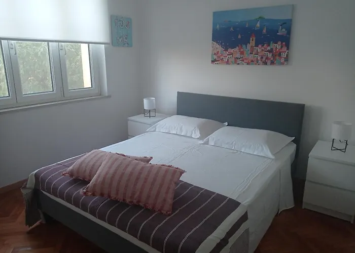 Apartment Lara