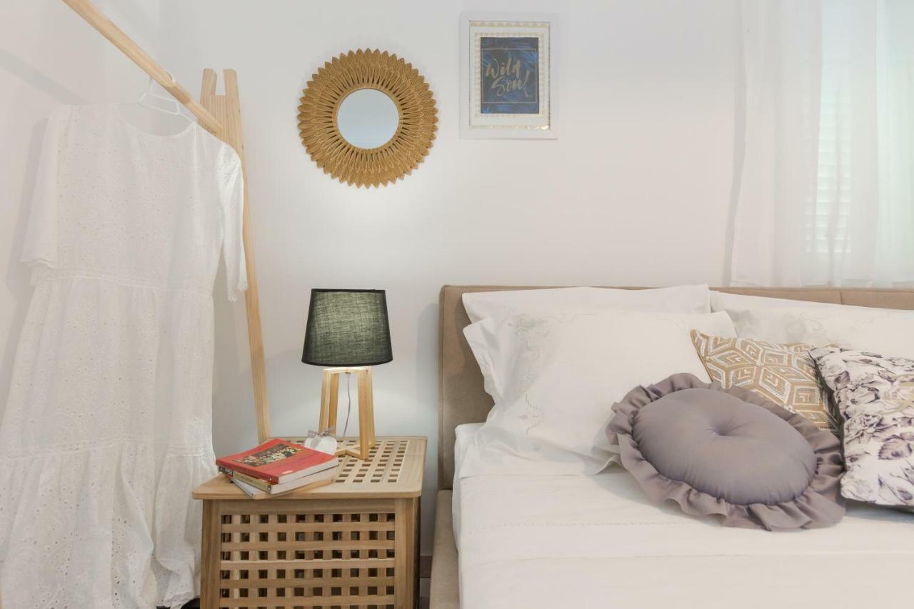 Lara Apartment